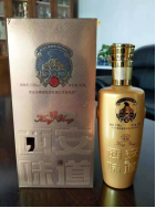 今日霜降 _ 露凝為霜知霜降，滴酒品后知濃香339.png