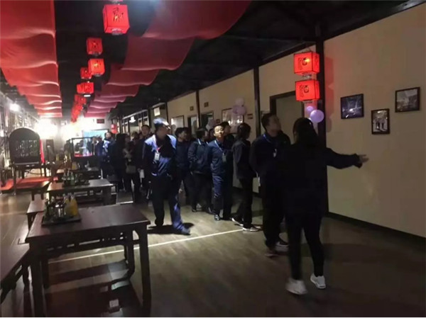雙十一_酒_任性！全場半價，西安這家店也是拼了！211.jpg
